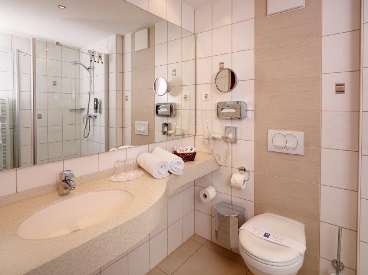 Kurhotel Pyramide באד וינדסהיים מראה חיצוני תמונה